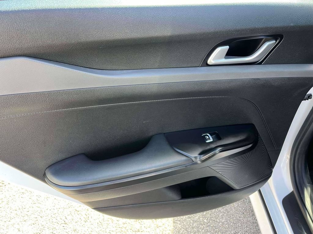 Used 2021 Kia K5 GT-Line w/ GT-Line FWD Premium Package image 5