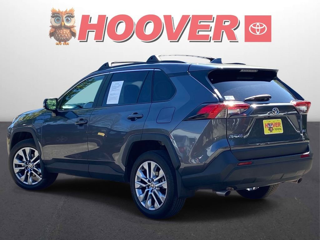 Used 2024 Toyota RAV4 XLE Premium FWD image 5