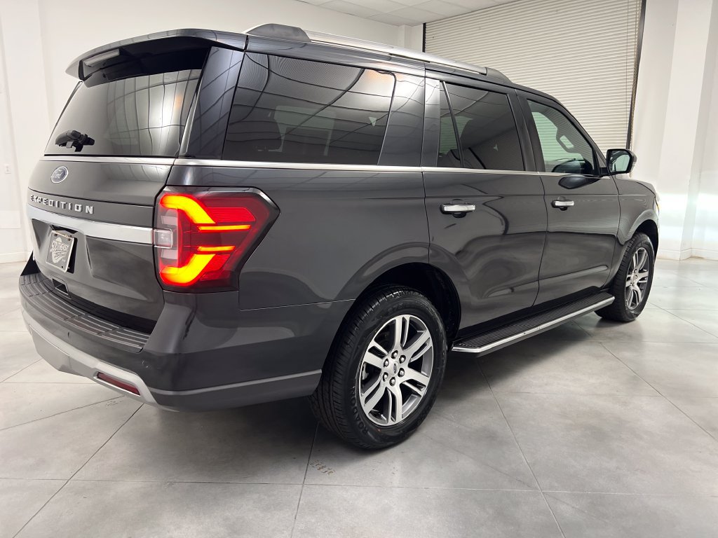 Used 2023 Ford Expedition Limited AWD/4WD image 9