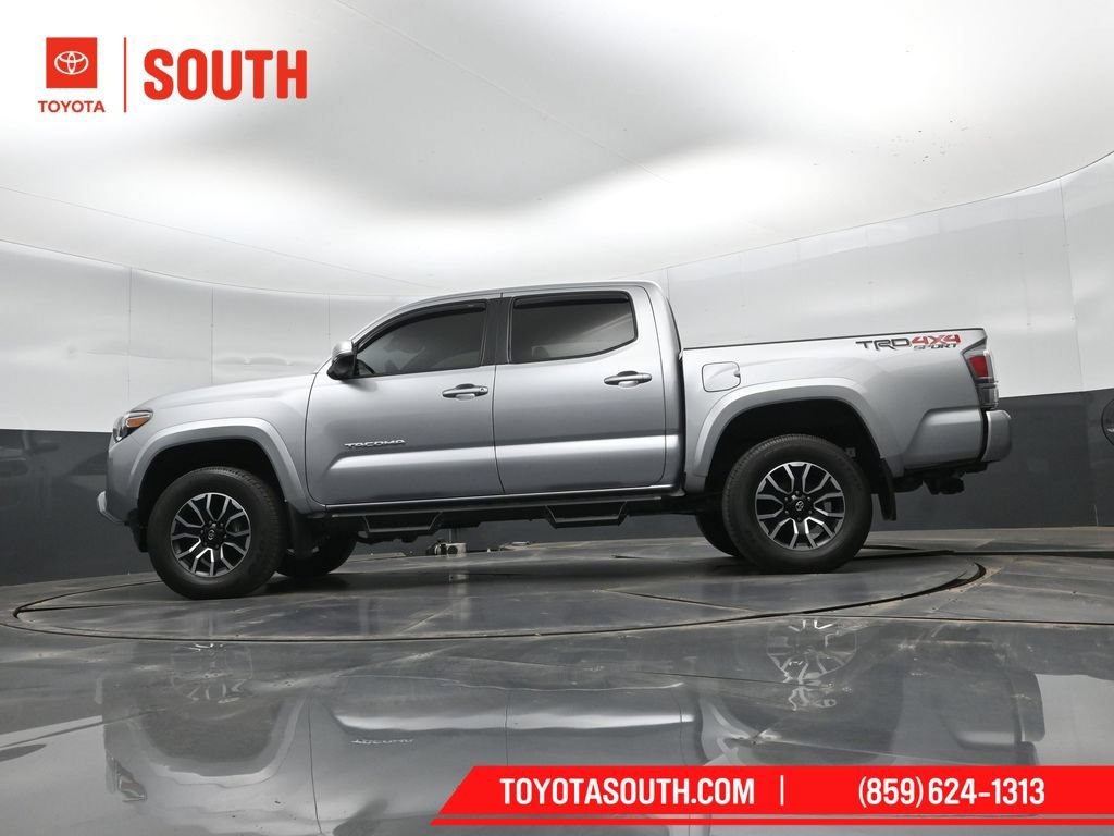 Used 2023 Toyota Tacoma TRD Sport AWD/4WD image 39