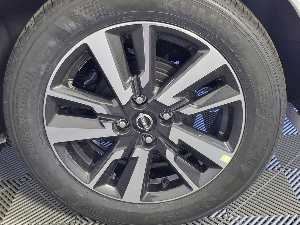 New 2025 Nissan Versa S w/ S Plus Package FWD image 15