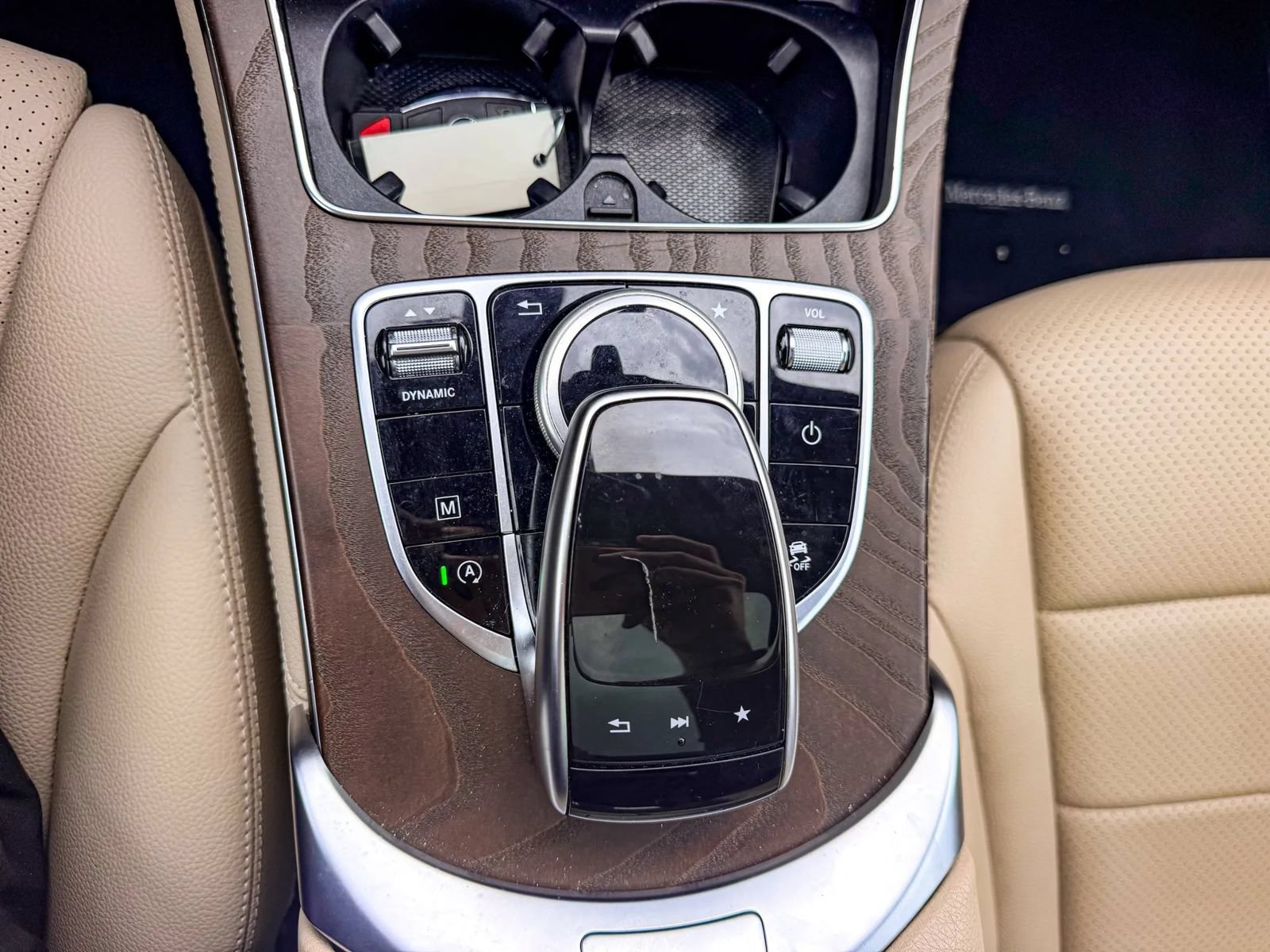 Used 2018 Mercedes-Benz GLC 300 4MATIC image 35