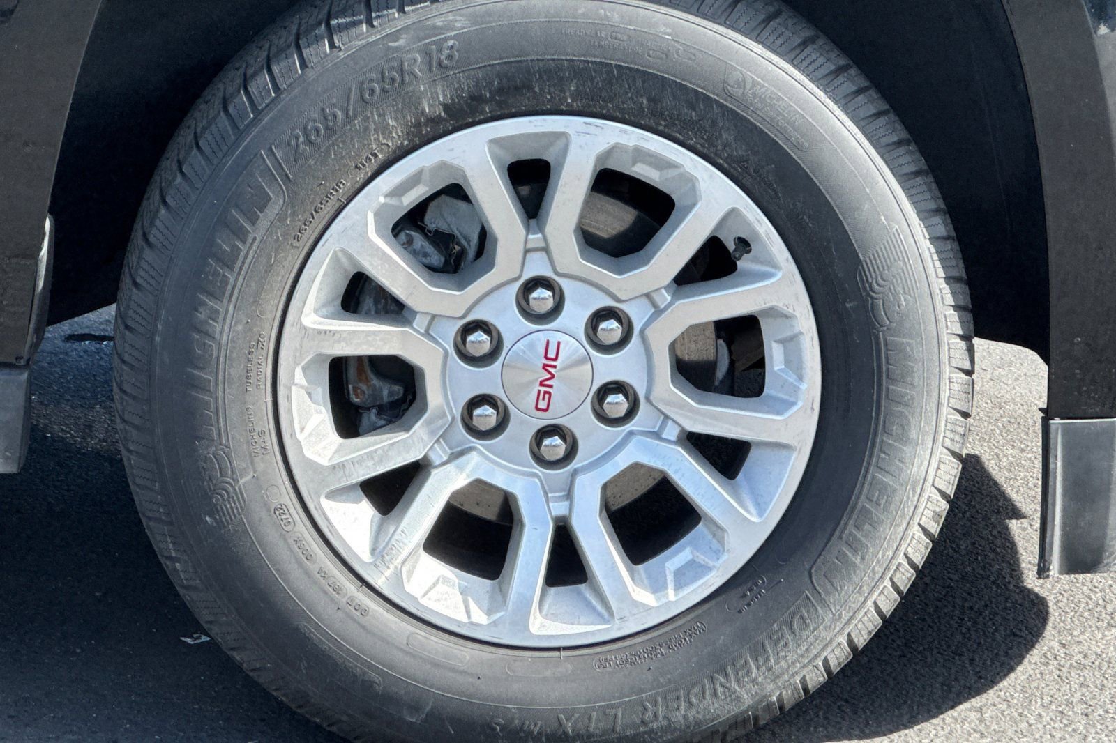 Used 2019 GMC Yukon SLT image 40