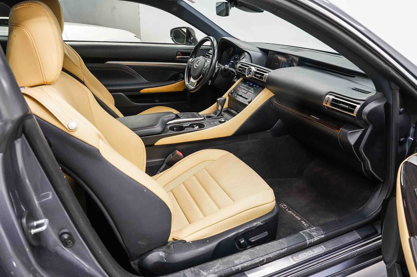 Used 2020 Lexus RC 300 w/ Accessory Package RWD image 16