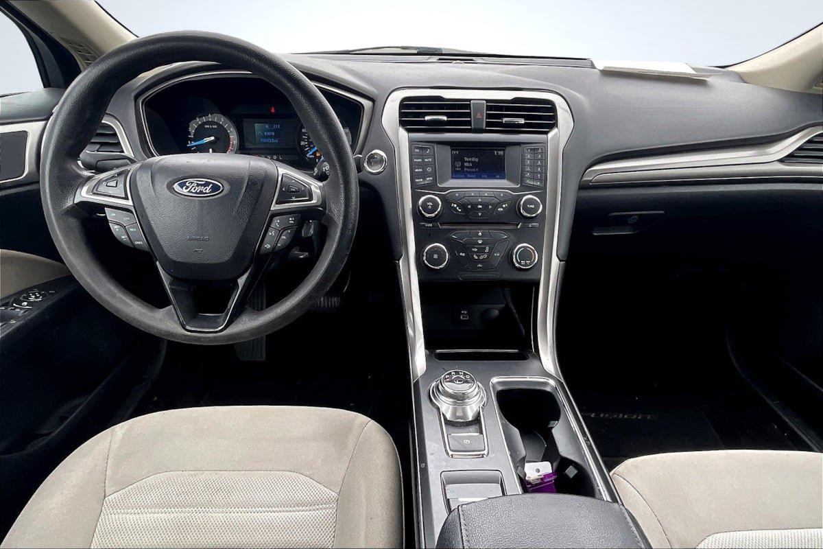 Used 2017 Ford Fusion S FWD image 16
