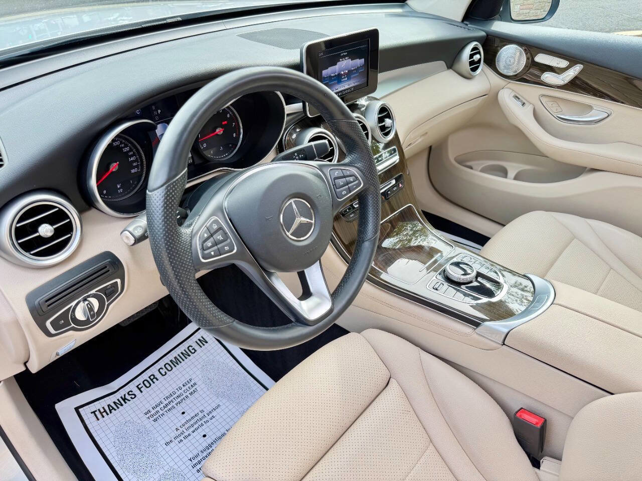 Used 2018 Mercedes-Benz GLC 300 4MATIC image 30