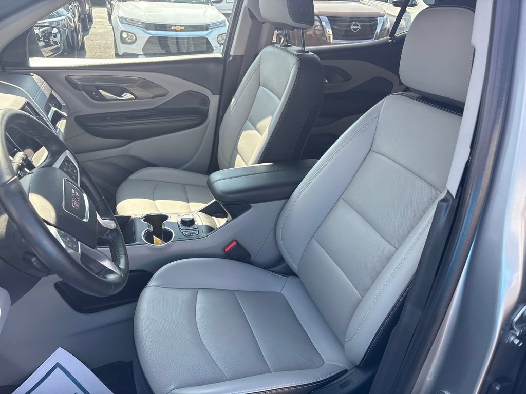Used 2024 GMC Terrain SLT FWD image 13