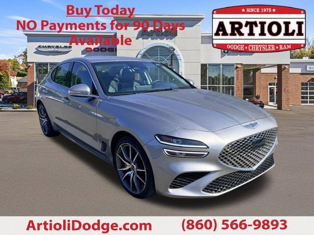 Used 2025 Genesis G70 2.5T image 1