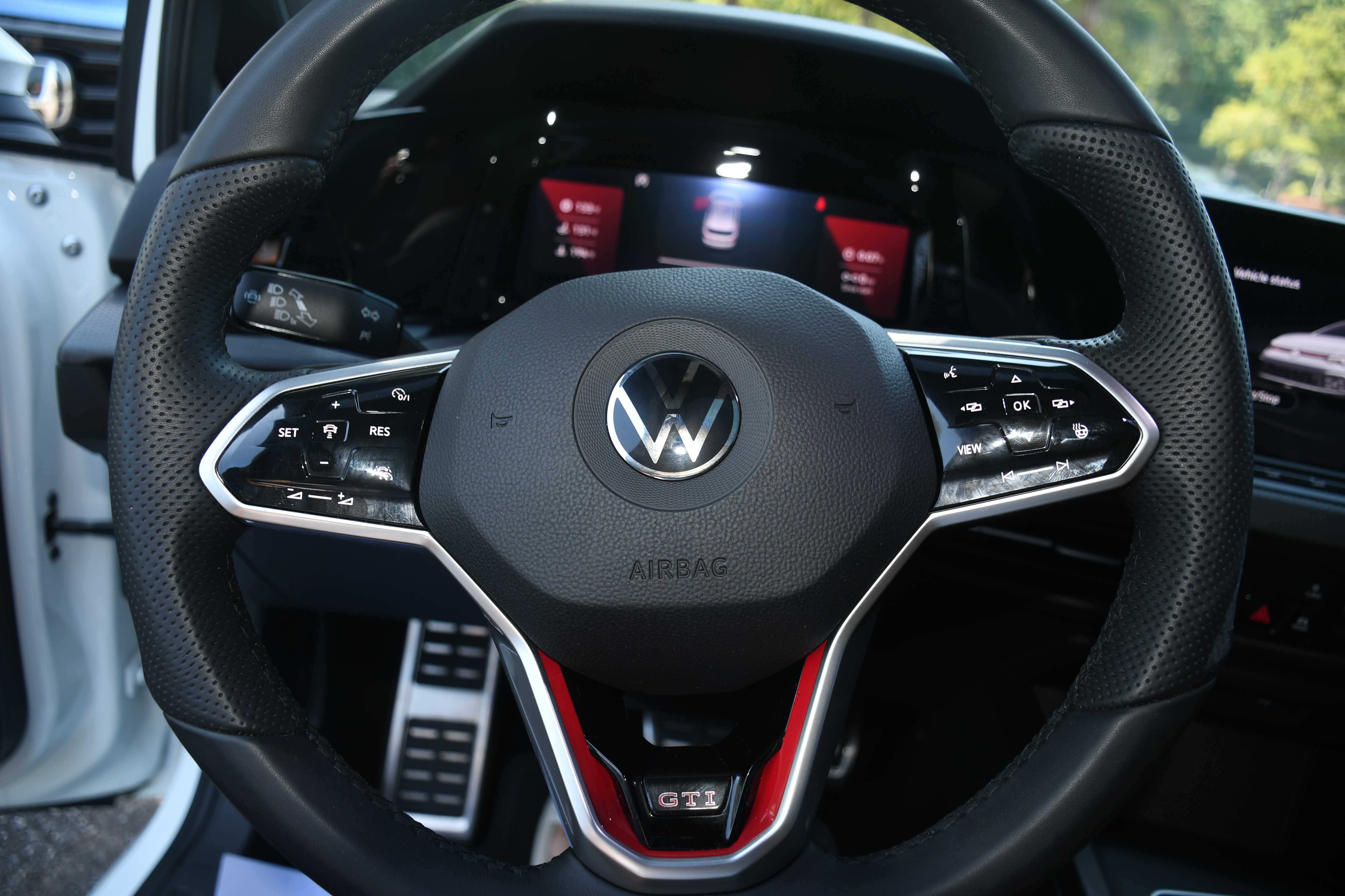 Used 2022 Volkswagen GTI Autobahn FWD image 14