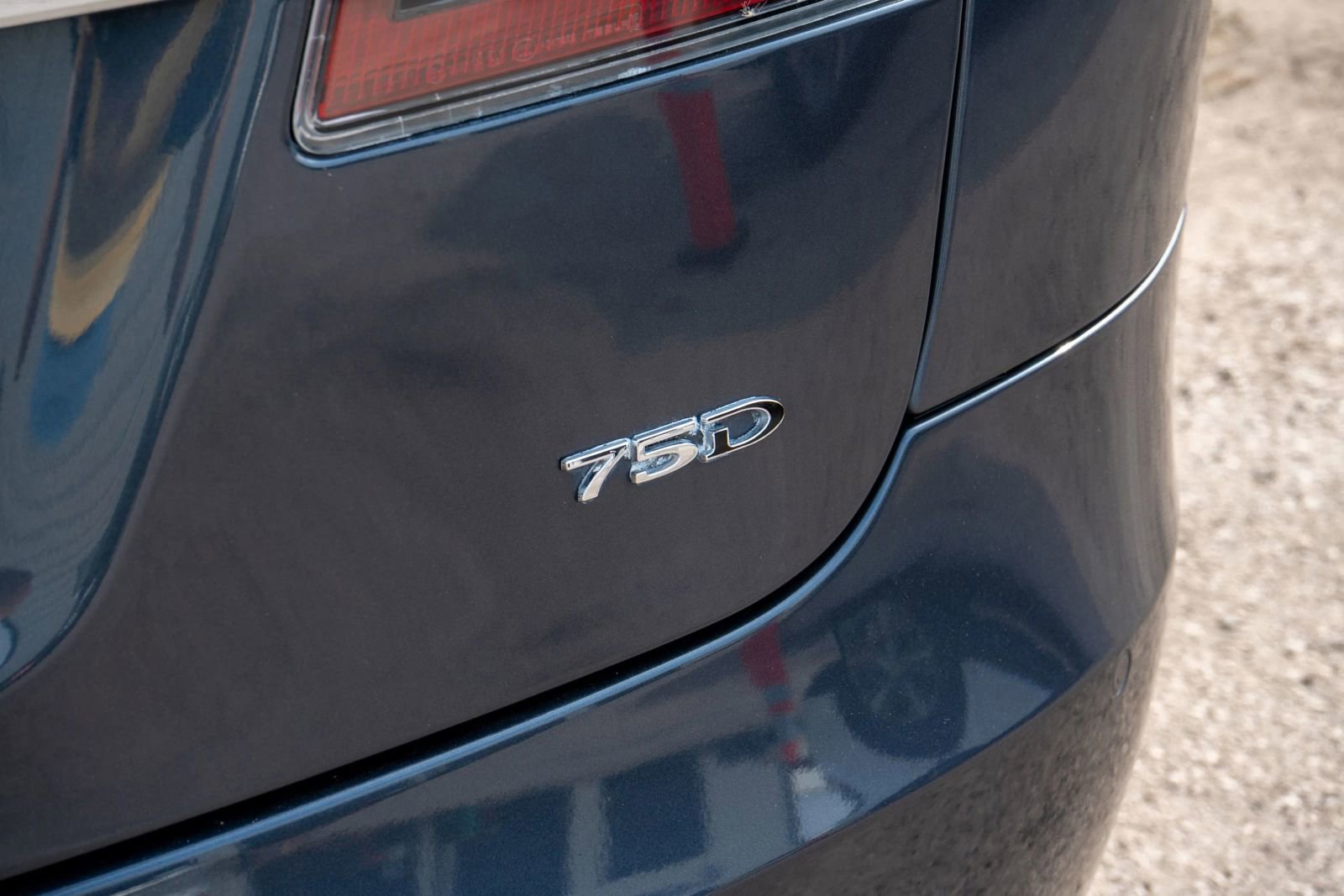 Used 2017 Tesla Model S 75D AWD/4WD image 18