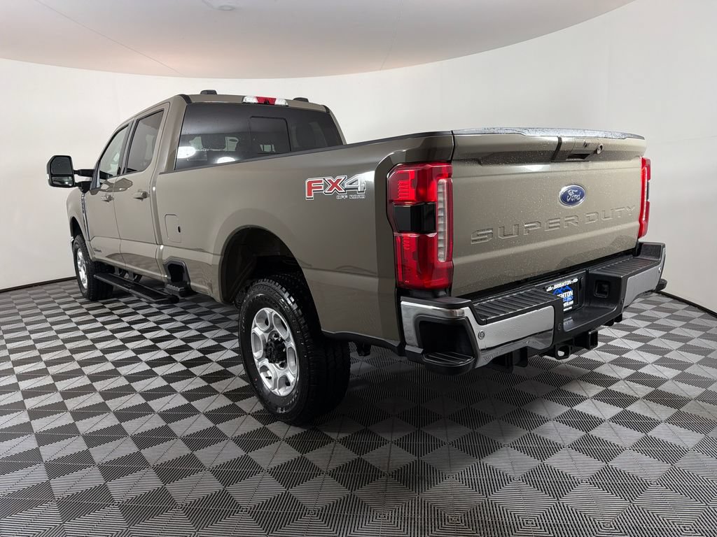 New 2026 Ford F350 XLT w/ XLT Premium Package AWD/4WD image 5
