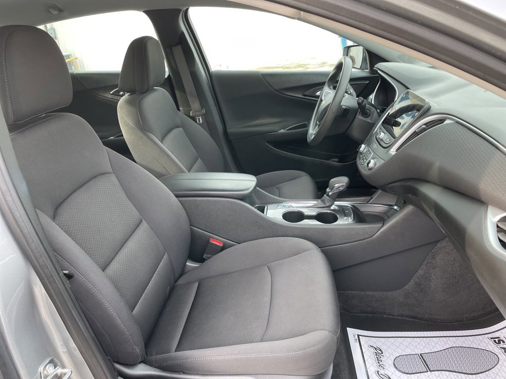 Used 2023 Chevrolet Malibu LT image 17