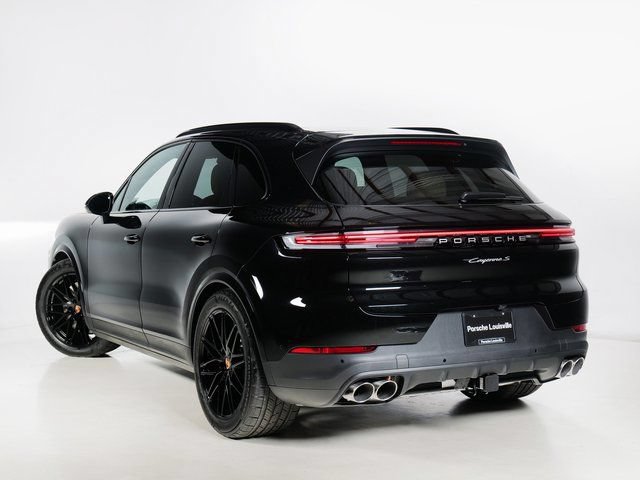 New 2026 Porsche Cayenne S AWD/4WD image 3