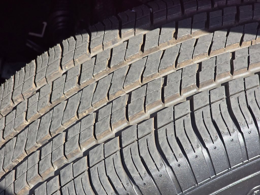 Used 2026 Chrysler Pacifica Select FWD image 11