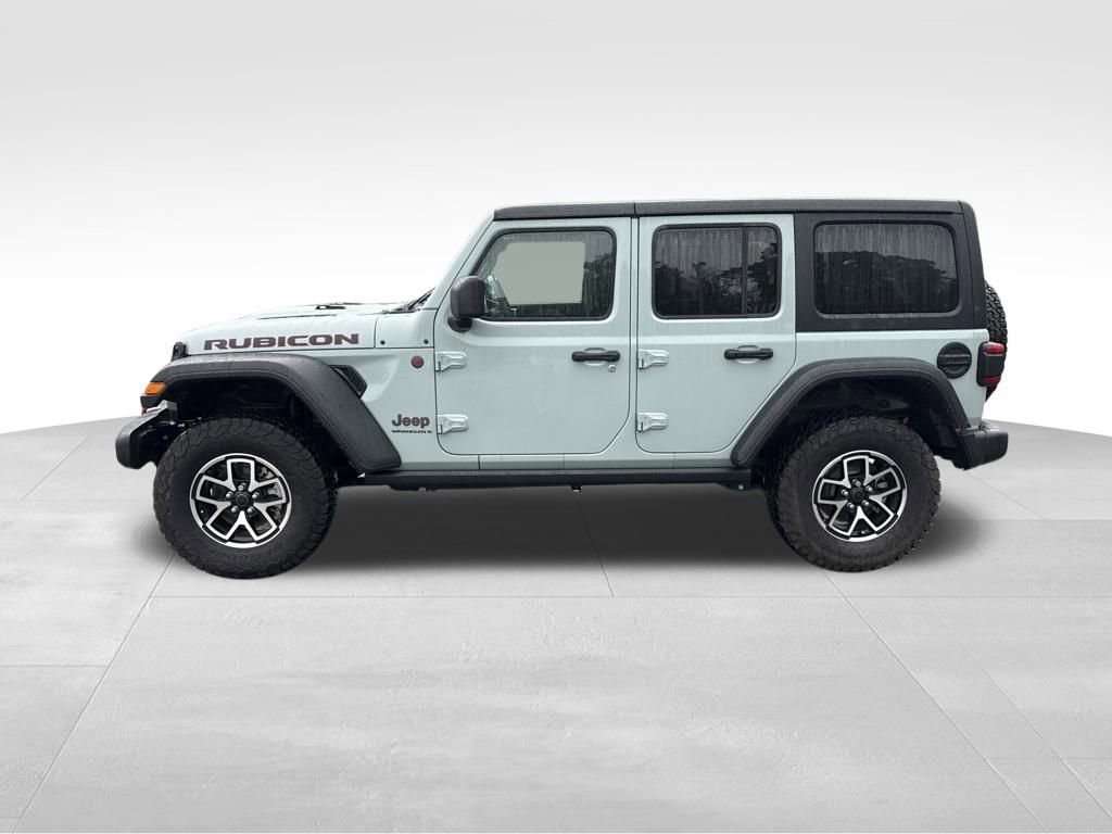 Used 2024 Jeep Wrangler Unlimited Rubicon w/ Technology Group image 2
