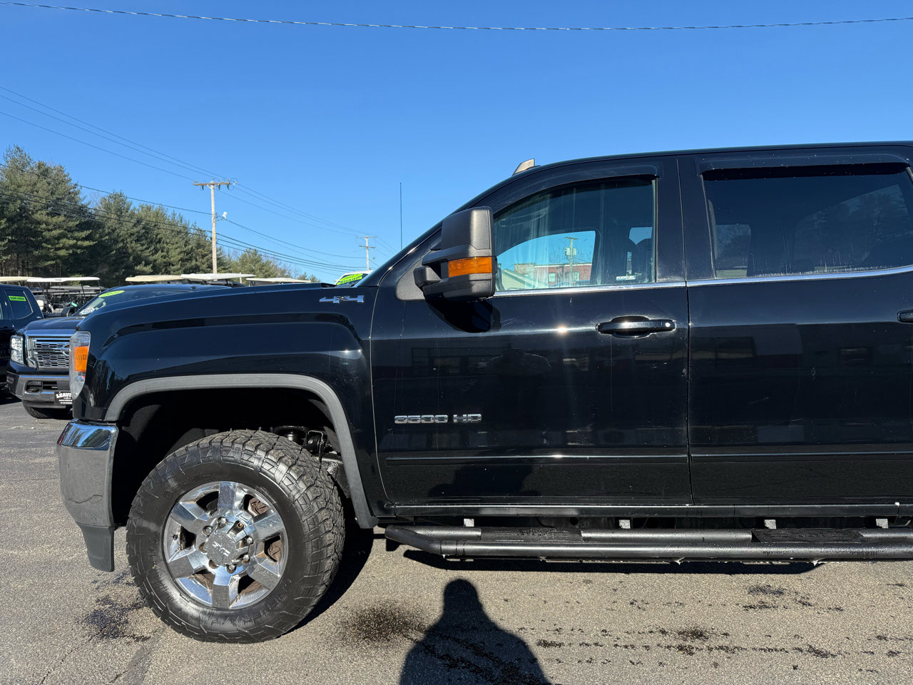 Used 2016 GMC Sierra 3500 SLE w/ SLE Preferred Package image 5