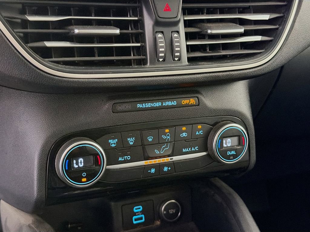 Used 2021 Ford Escape SE w/ SE Sport Appearance Package FWD image 19
