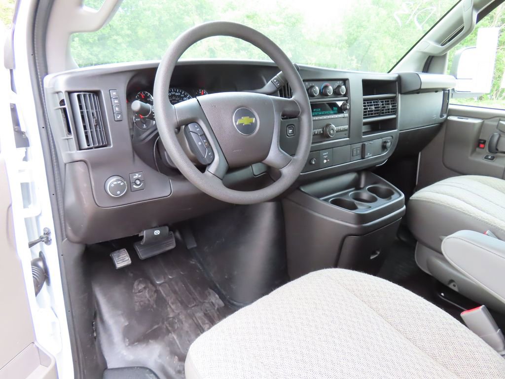 New 2026 Chevrolet Express 3500 Extended w/ Driver Convenience Package RWD image 17
