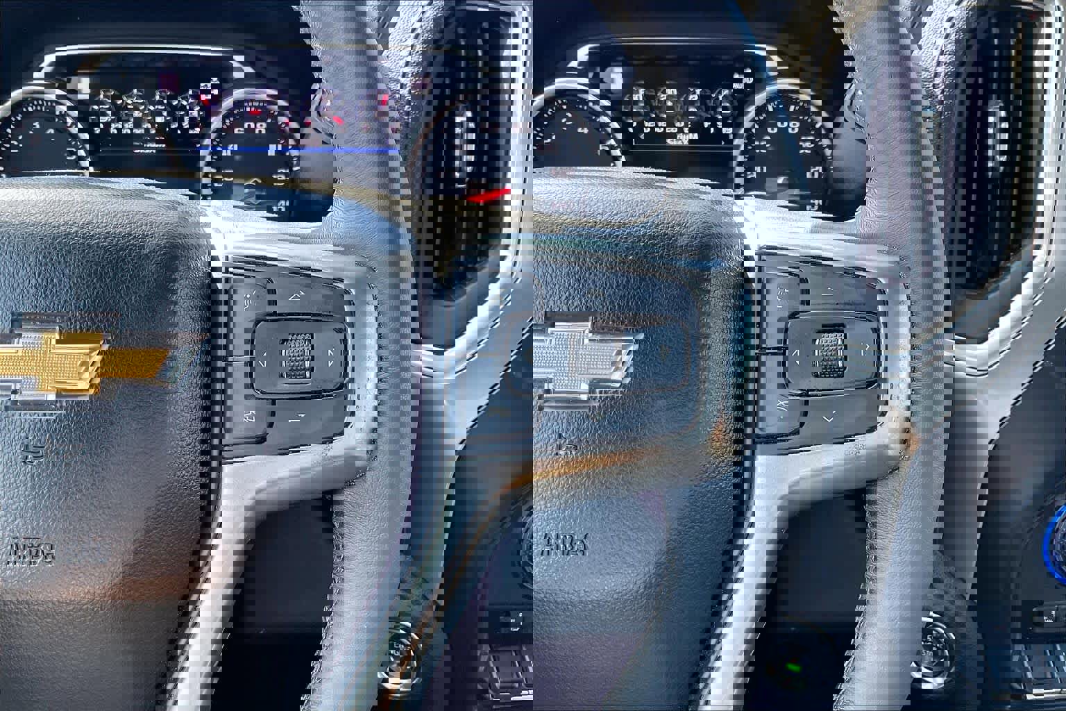 Used 2020 Chevrolet Silverado 2500 LTZ w/ LTZ Premium Package image 18