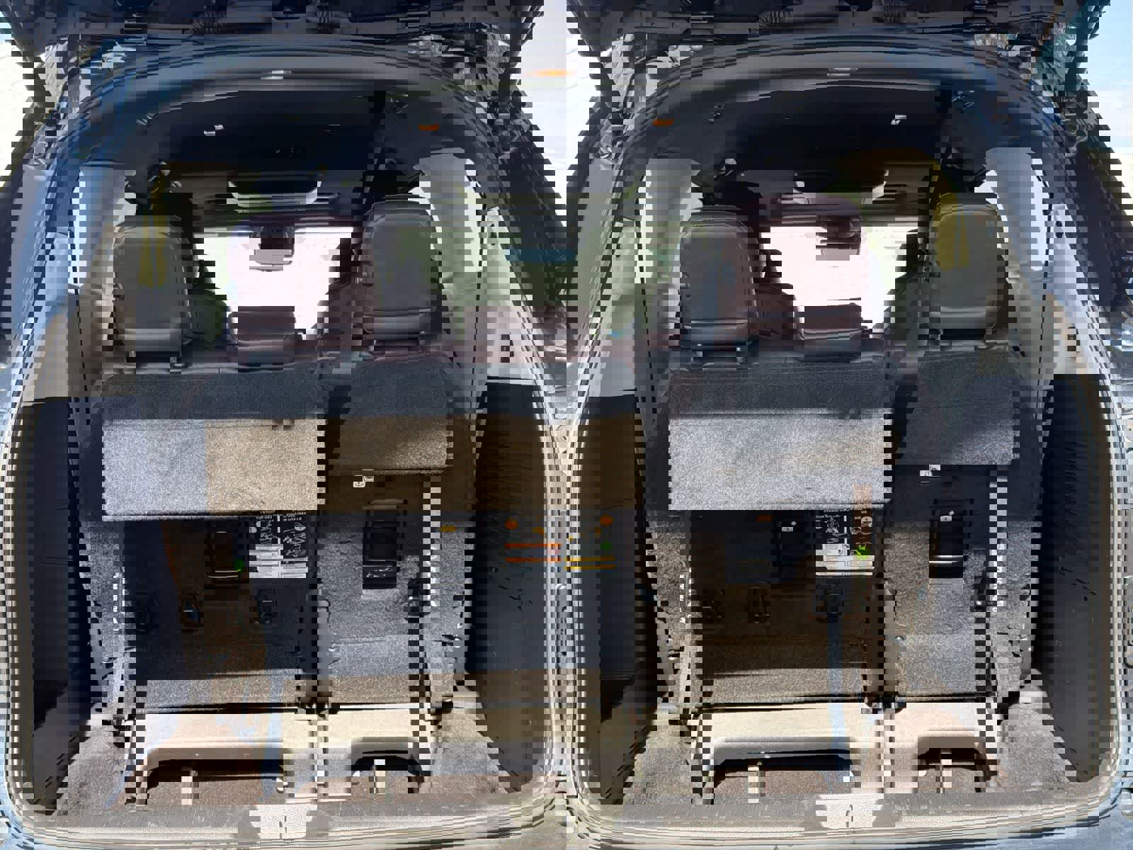 Used 2022 Toyota Sienna Platinum image 37