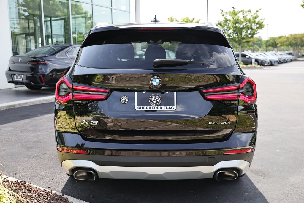 Used 2022 BMW X3 xDrive30i w/ Premium Package 2 (ZPA) AWD/4WD image 10