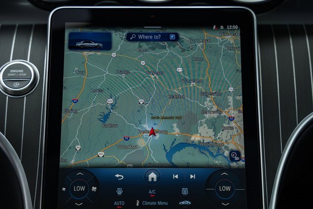 New 2025 Mercedes-Benz C 300 4MATIC Sedan image 24