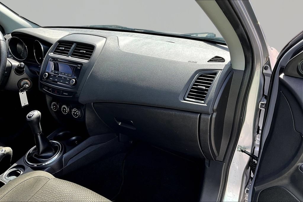Used 2016 Mitsubishi Outlander Sport ES FWD image 25