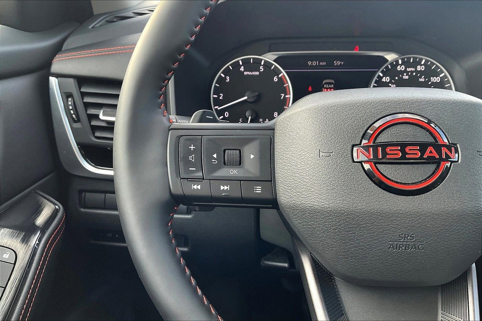 Certified 2025 Nissan Rogue SV image 24