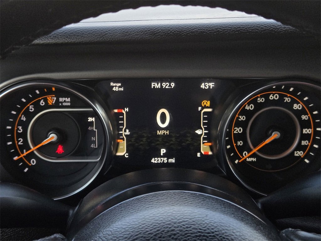 Used 2022 Jeep Gladiator Sport image 23