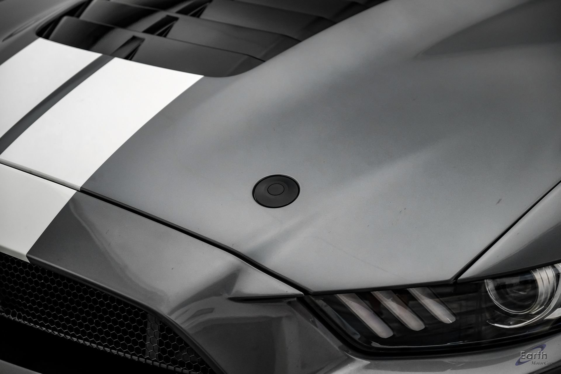 Used 2021 Ford Mustang Shelby GT500 w/ Carbon Fiber Track Pack RWD image 39