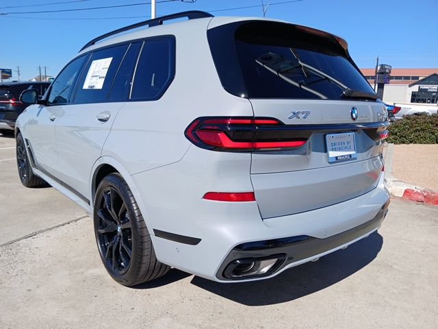 New 2026 BMW X7 xDrive40i w/ M Sport Package AWD/4WD image 7