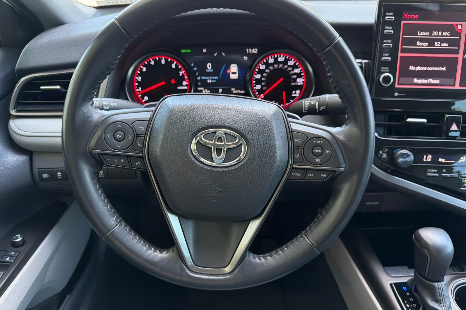 Used 2021 Toyota Camry XSE FWD image 18