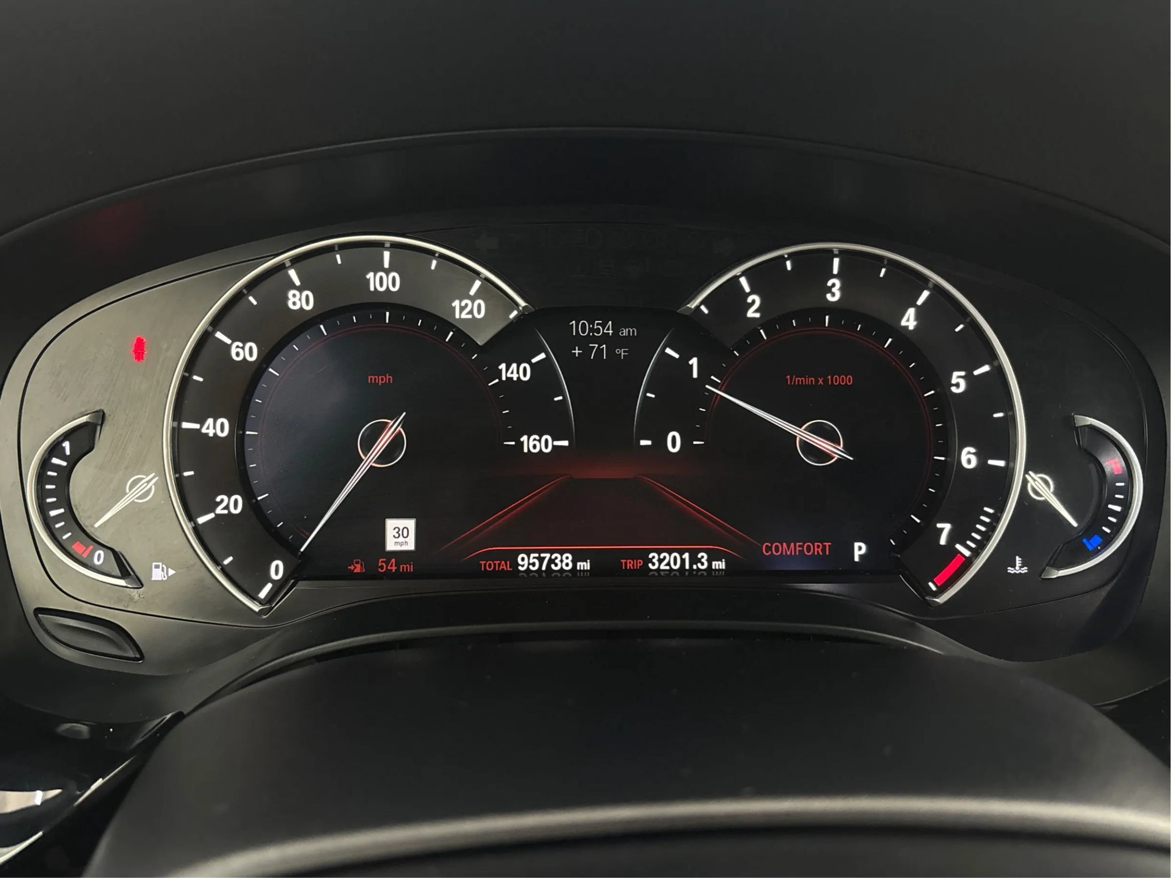 Used 2018 BMW 530i xDrive AWD/4WD image 23