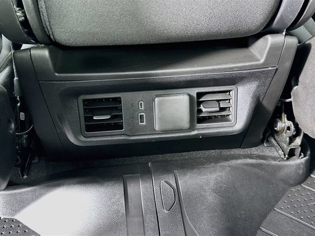 Used 2025 Chevrolet Silverado 1500 LT AWD/4WD image 25