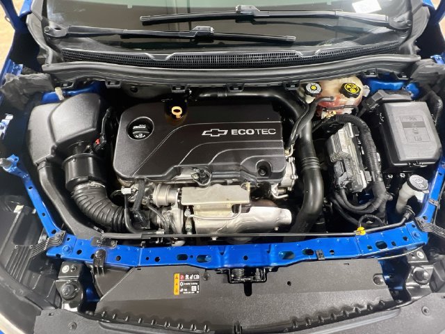 Used 2017 Chevrolet Cruze LT w/ Convenience Package FWD image 28