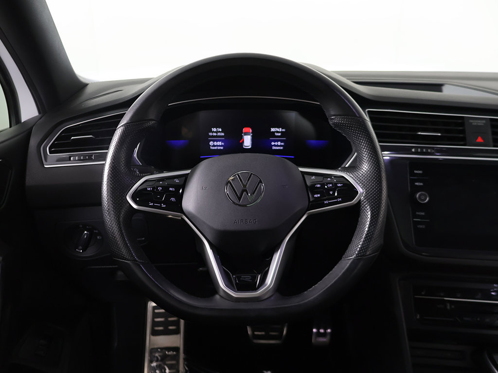 Used 2024 Volkswagen Tiguan SE R-Line FWD image 40