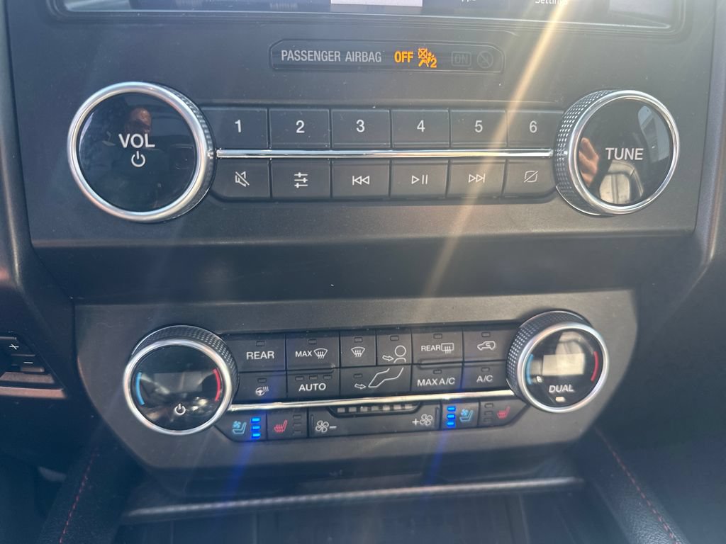Used 2021 Ford Expedition Max Limited AWD/4WD image 18