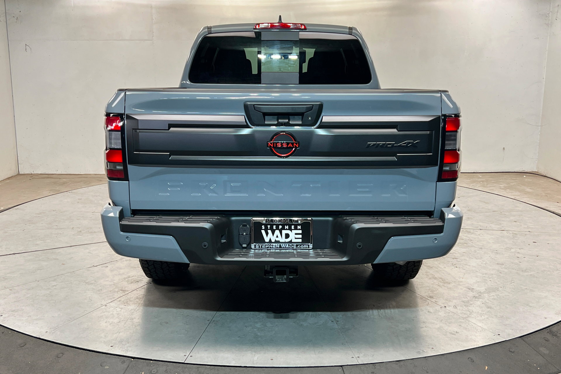 New 2026 Nissan Frontier PRO-4X w/ Pro-4x Convenience Package image 4