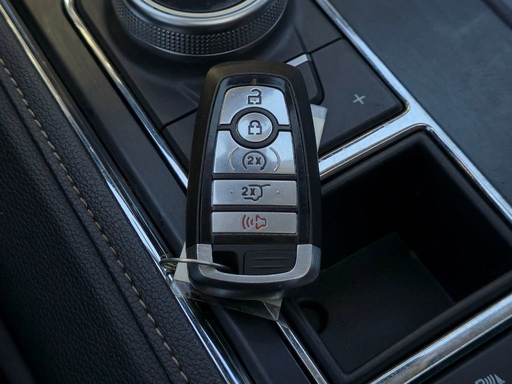 Used 2022 Ford Expedition XLT RWD image 35