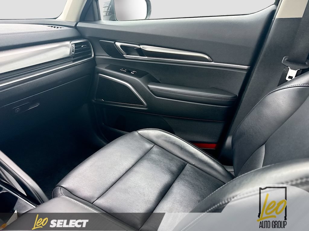 Used 2025 Kia Telluride S AWD/4WD image 27