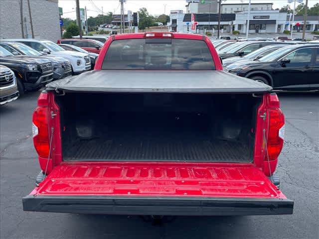 Used 2015 Toyota Tundra SR5 AWD/4WD image 5