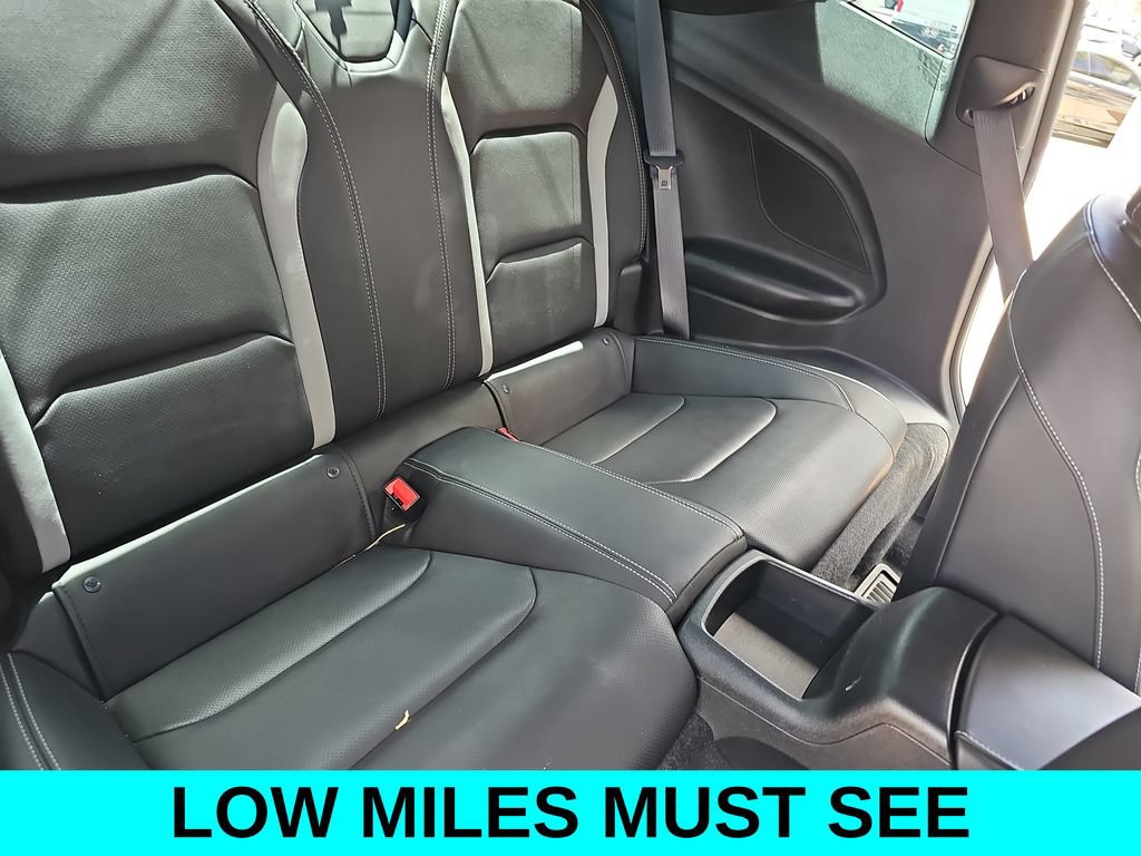 Used 2019 Chevrolet Camaro SS RWD image 11