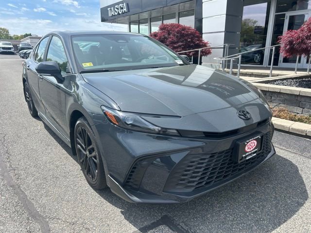 Used 2026 Toyota Camry SE w/ Convenience Package AWD/4WD image 1