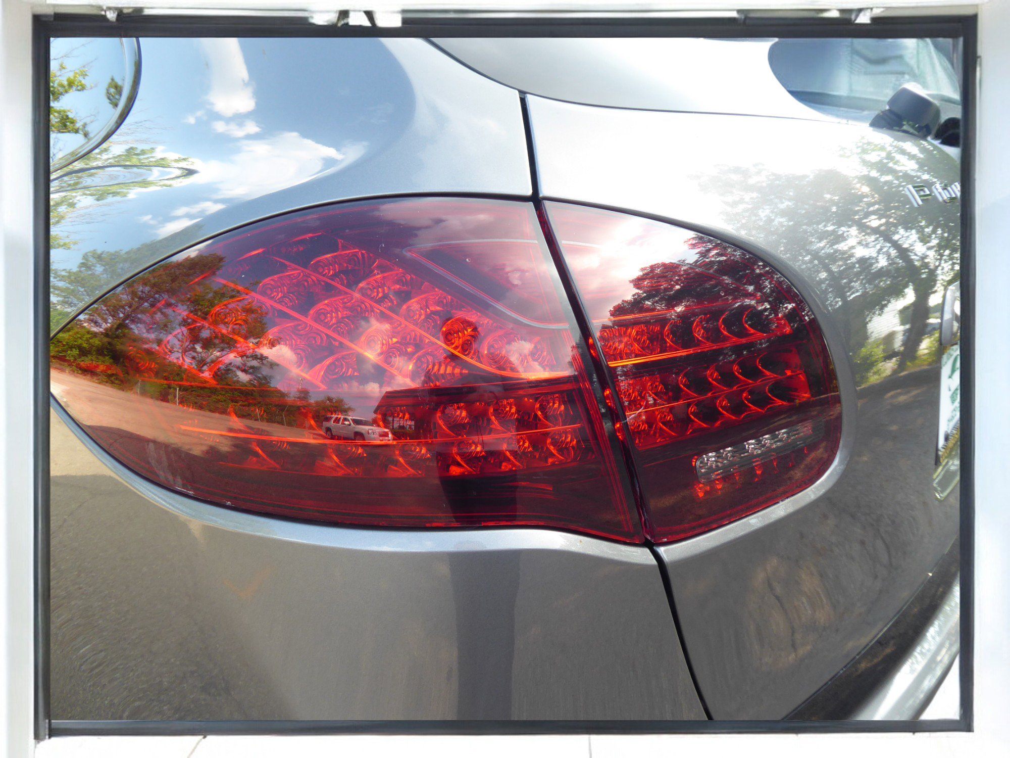 Used 2014 Porsche Cayenne GTS image 35