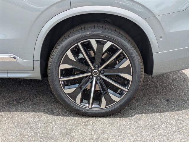 New 2026 Volvo XC90 B6 Plus w/ Protection Package Premier AWD/4WD image 6