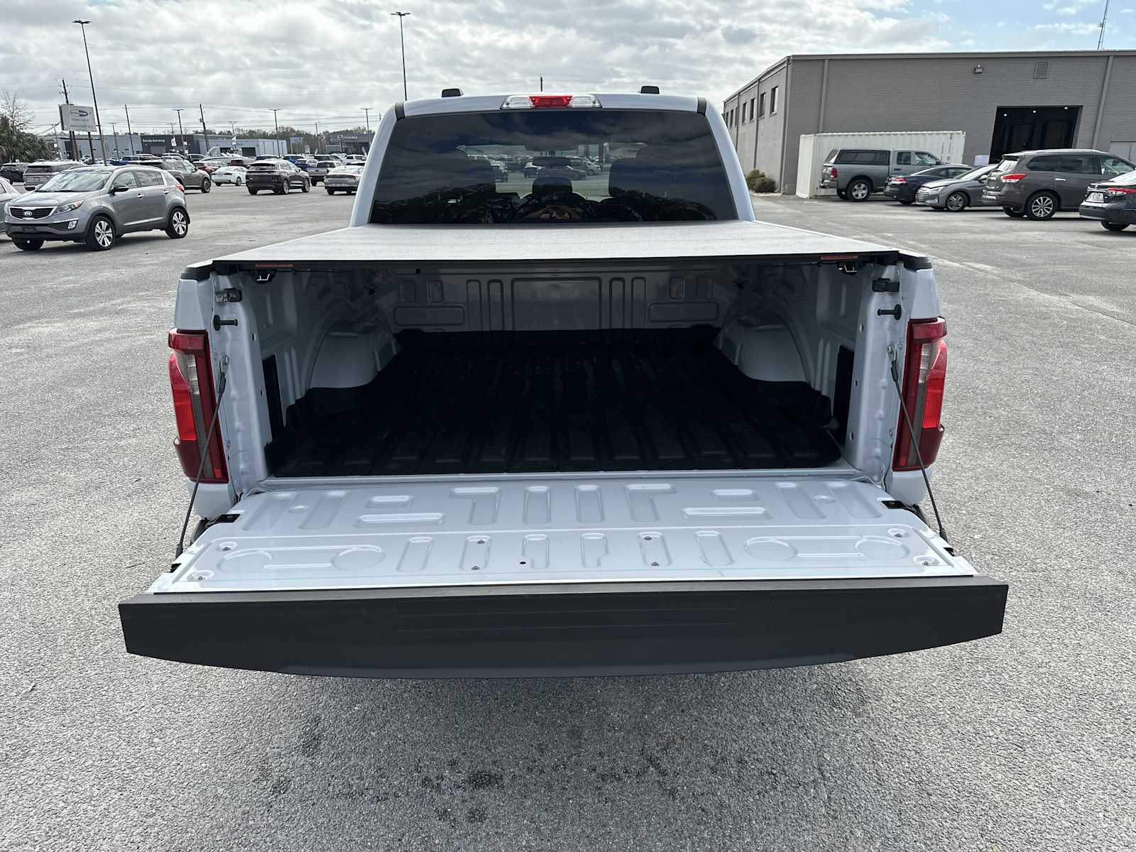 Used 2025 Ford F150 XLT w/ Equipment Group 301A Standard image 25