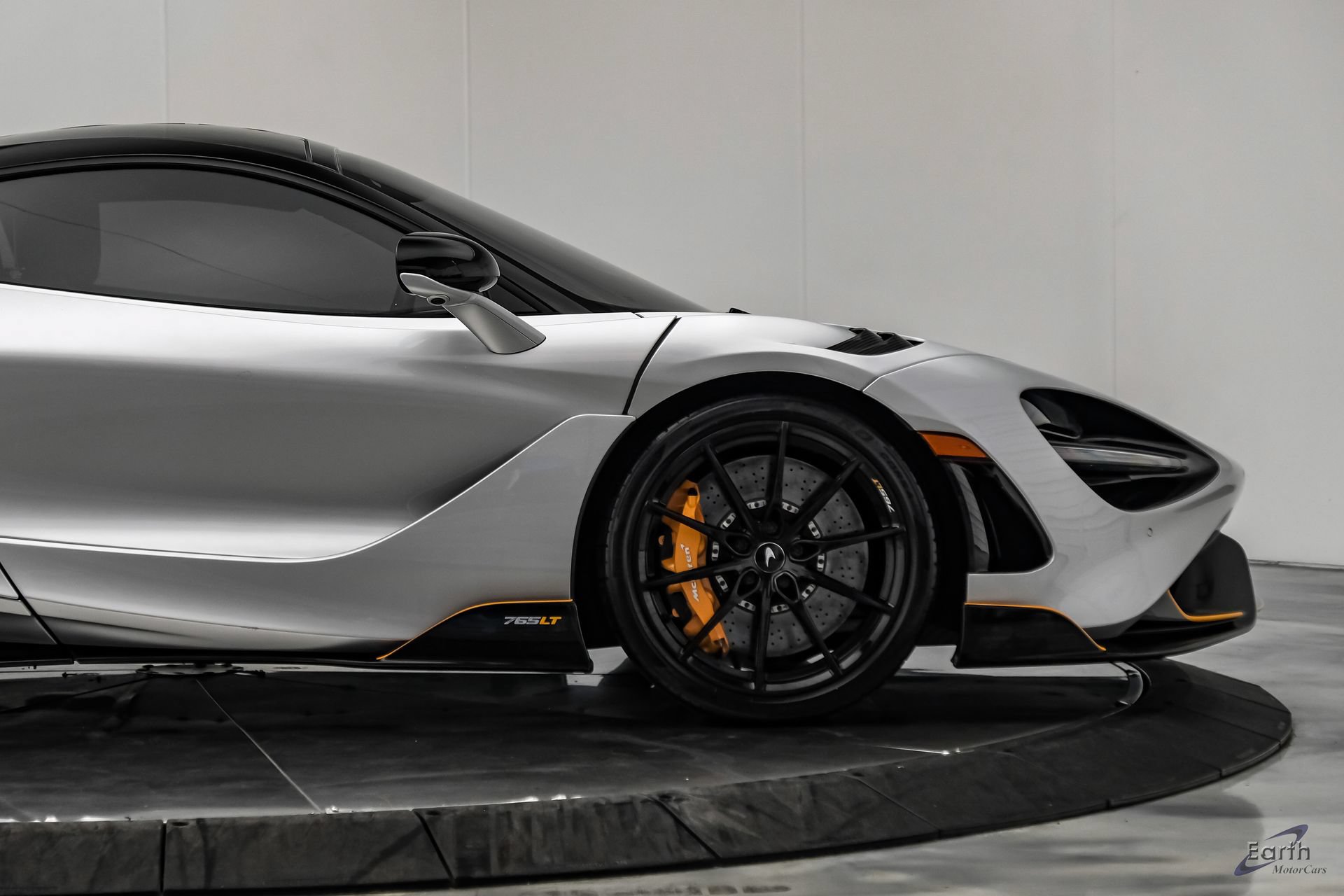 Used 2021 McLaren 765LT RWD image 29