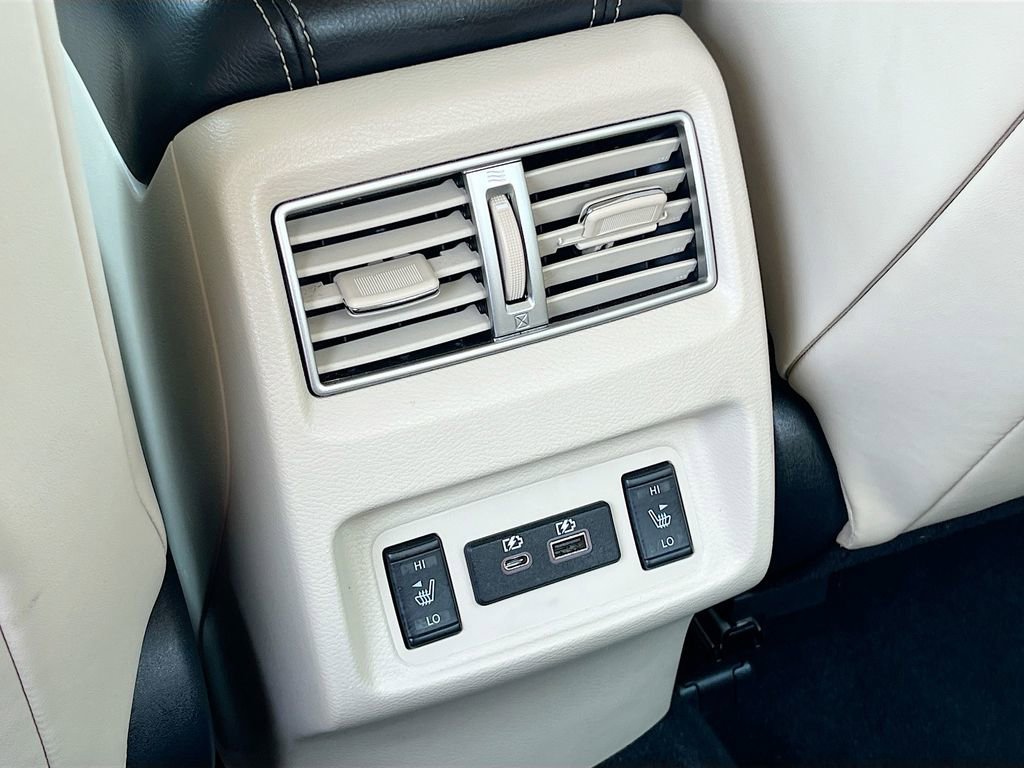 Used 2023 Nissan Maxima Platinum w/ Sport Mat Group image 27