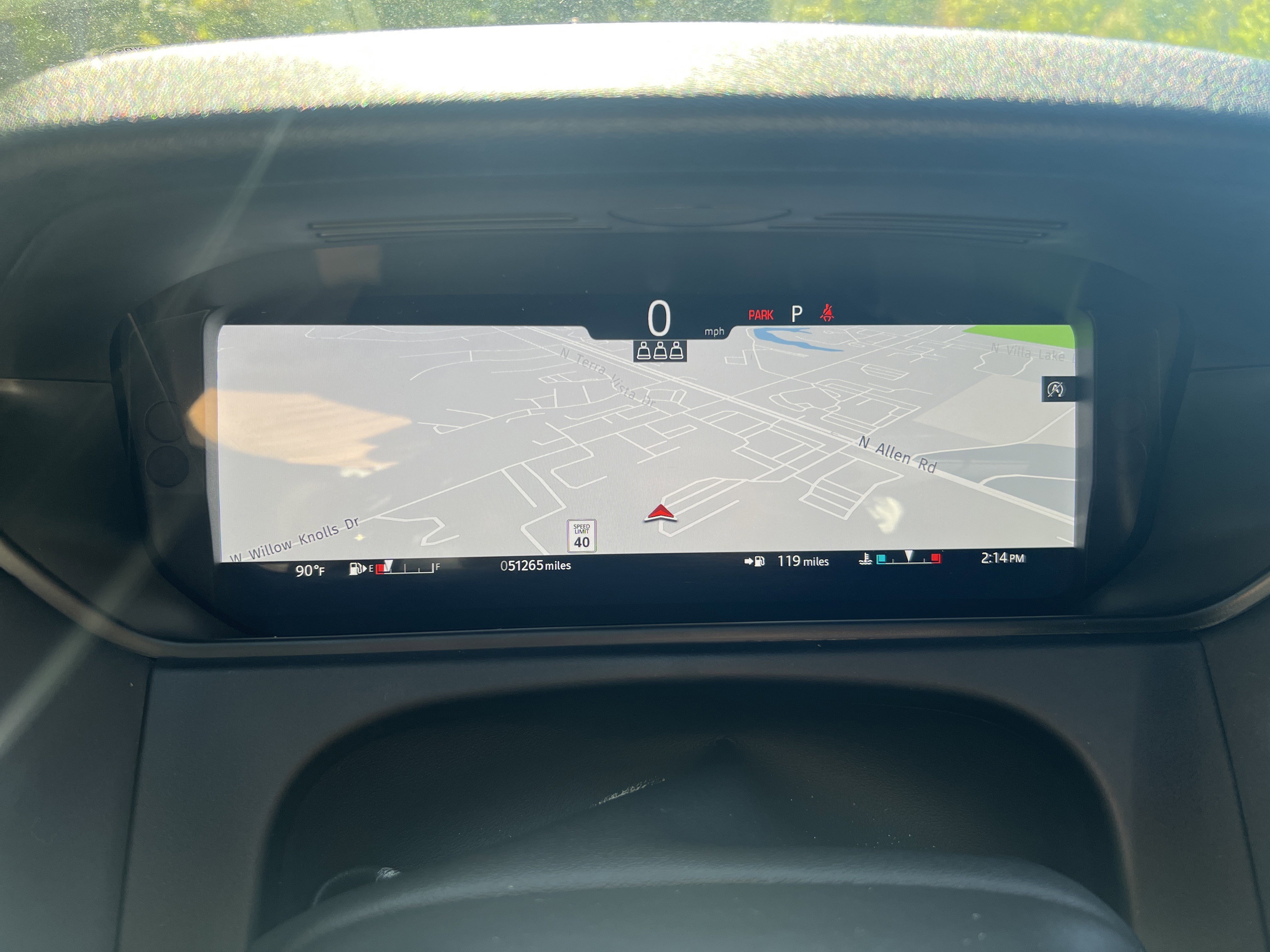 Certified 2024 Land Rover Range Rover Velar Dynamic SE image 15