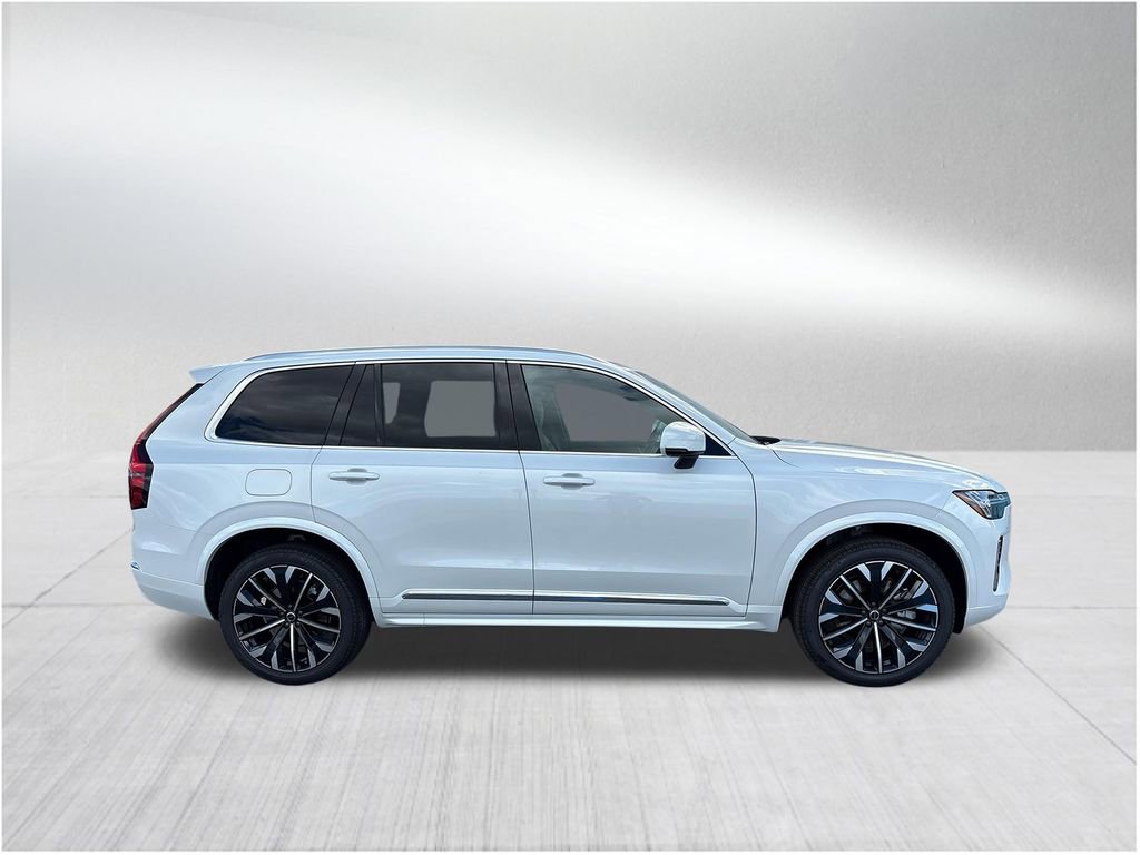 New 2026 Volvo XC90 T8 Core image 4